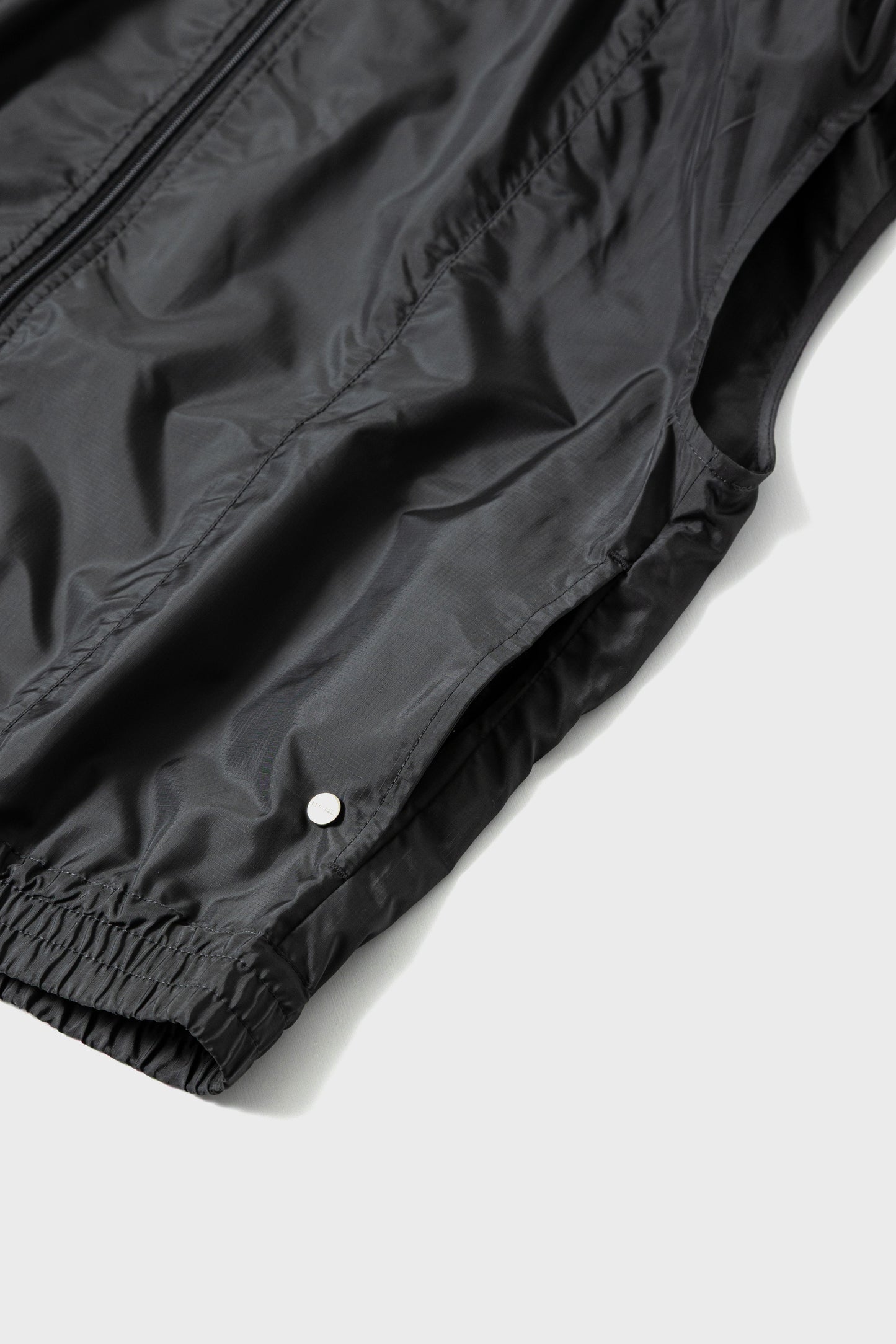 GATHER RIP LIGHT VEST - Charcoal