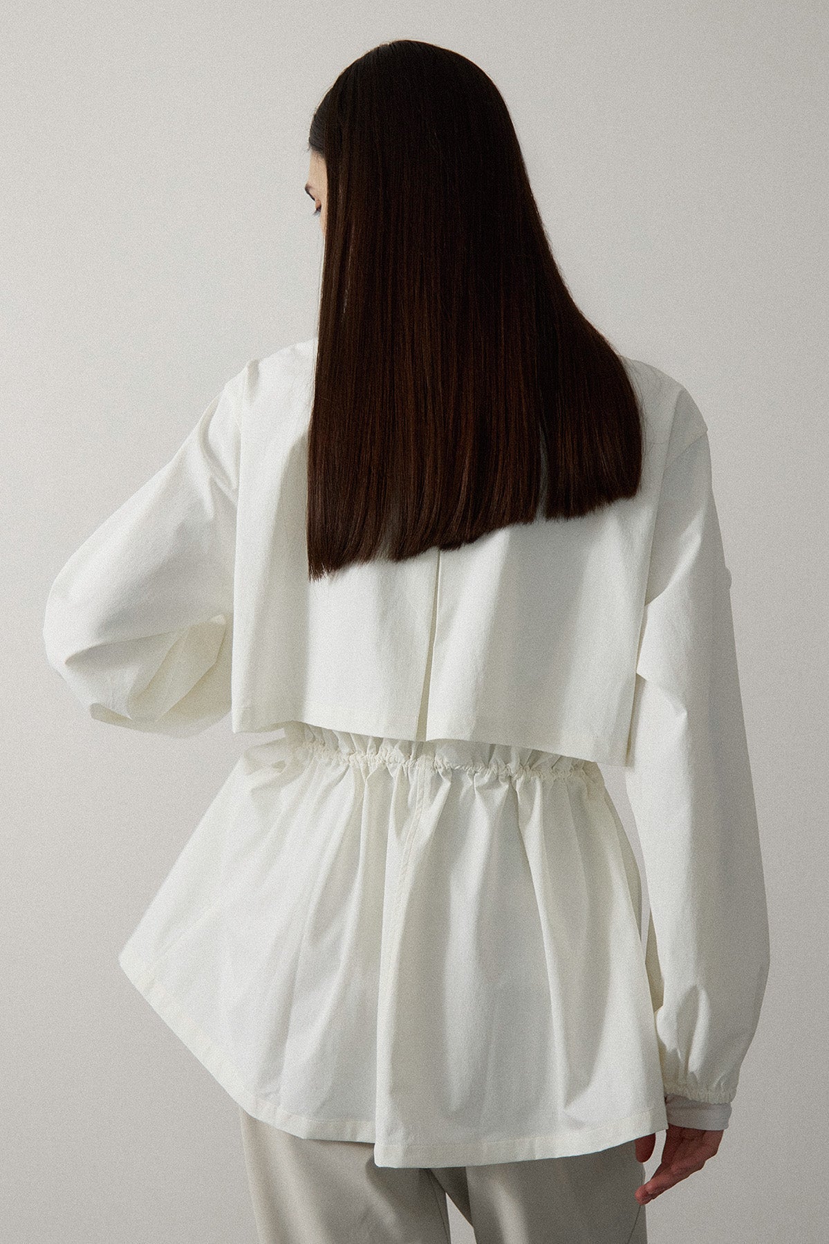 DRAWSTRING LIGHT JACKET - White