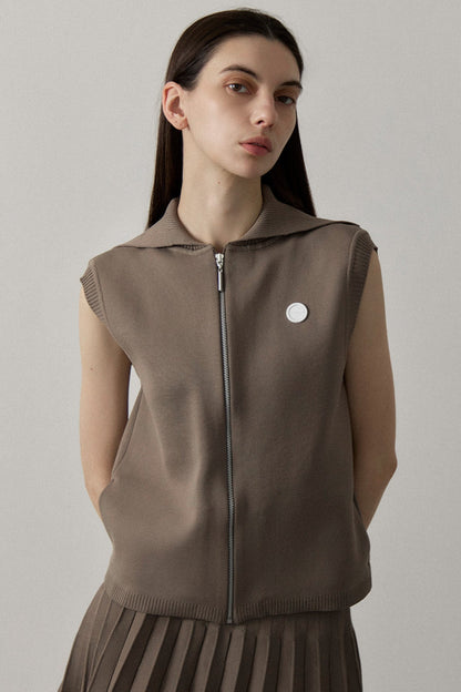 RECYCLED SMOOTH-KNIT VEST - Beige
