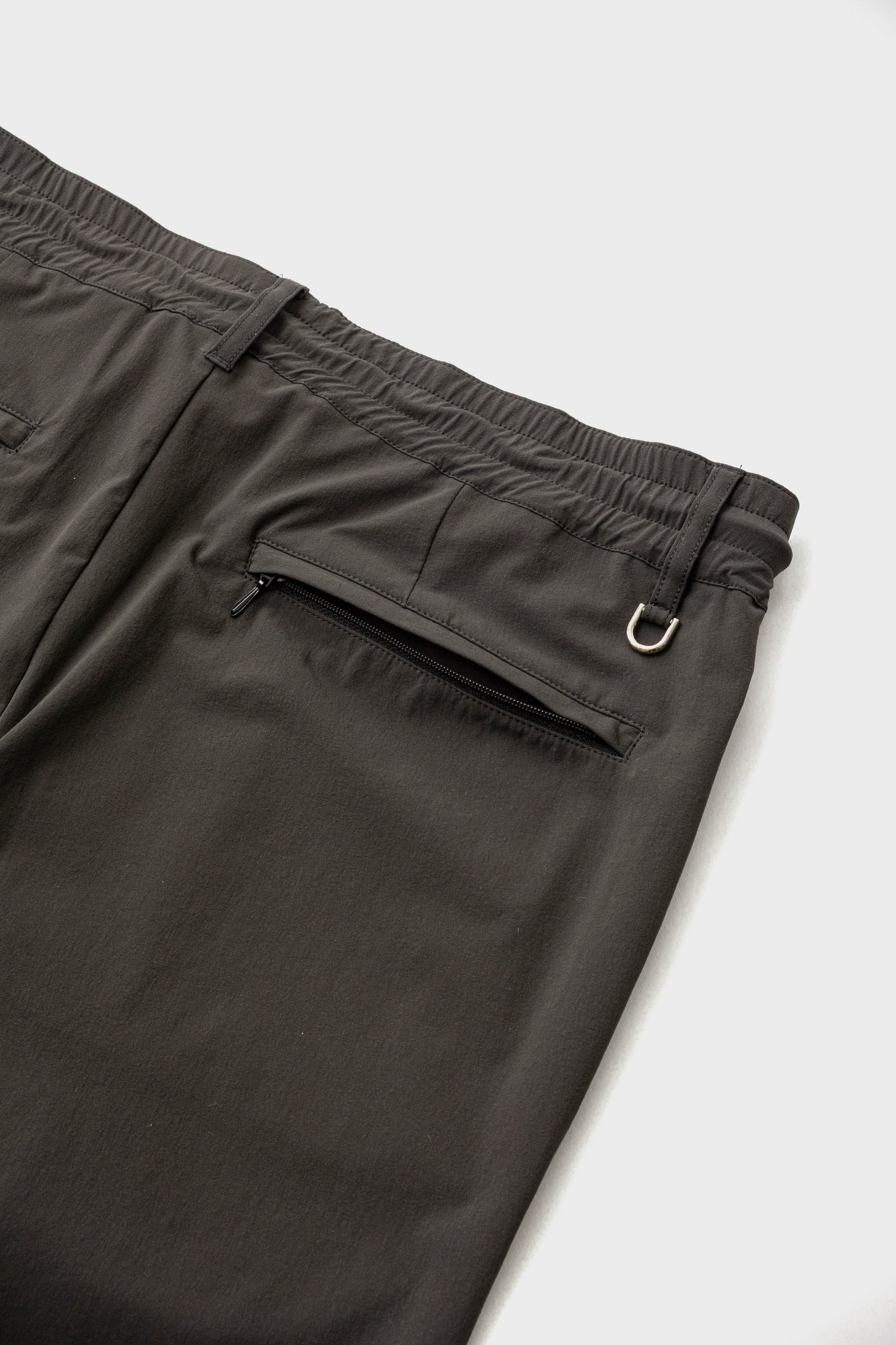 LIGHTFORM SLIM JOGGERS - Black