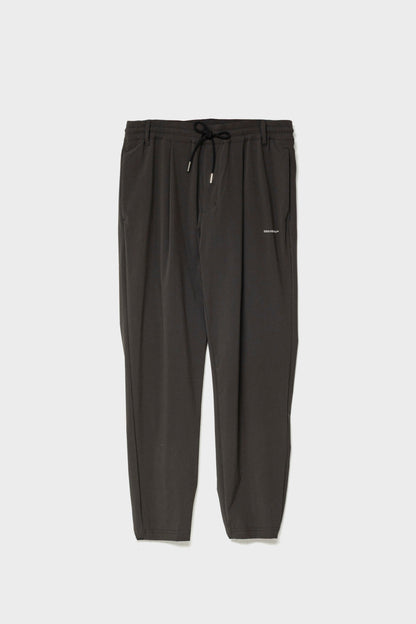 LIGHTFORM SLIM JOGGERS - Black