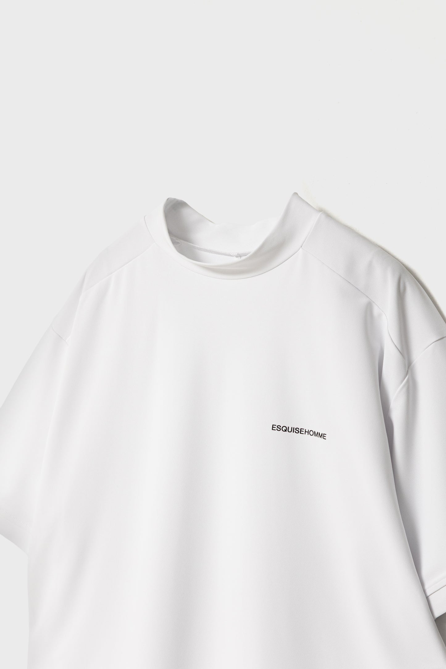 CLASSIC MOCKNECK TOP - White