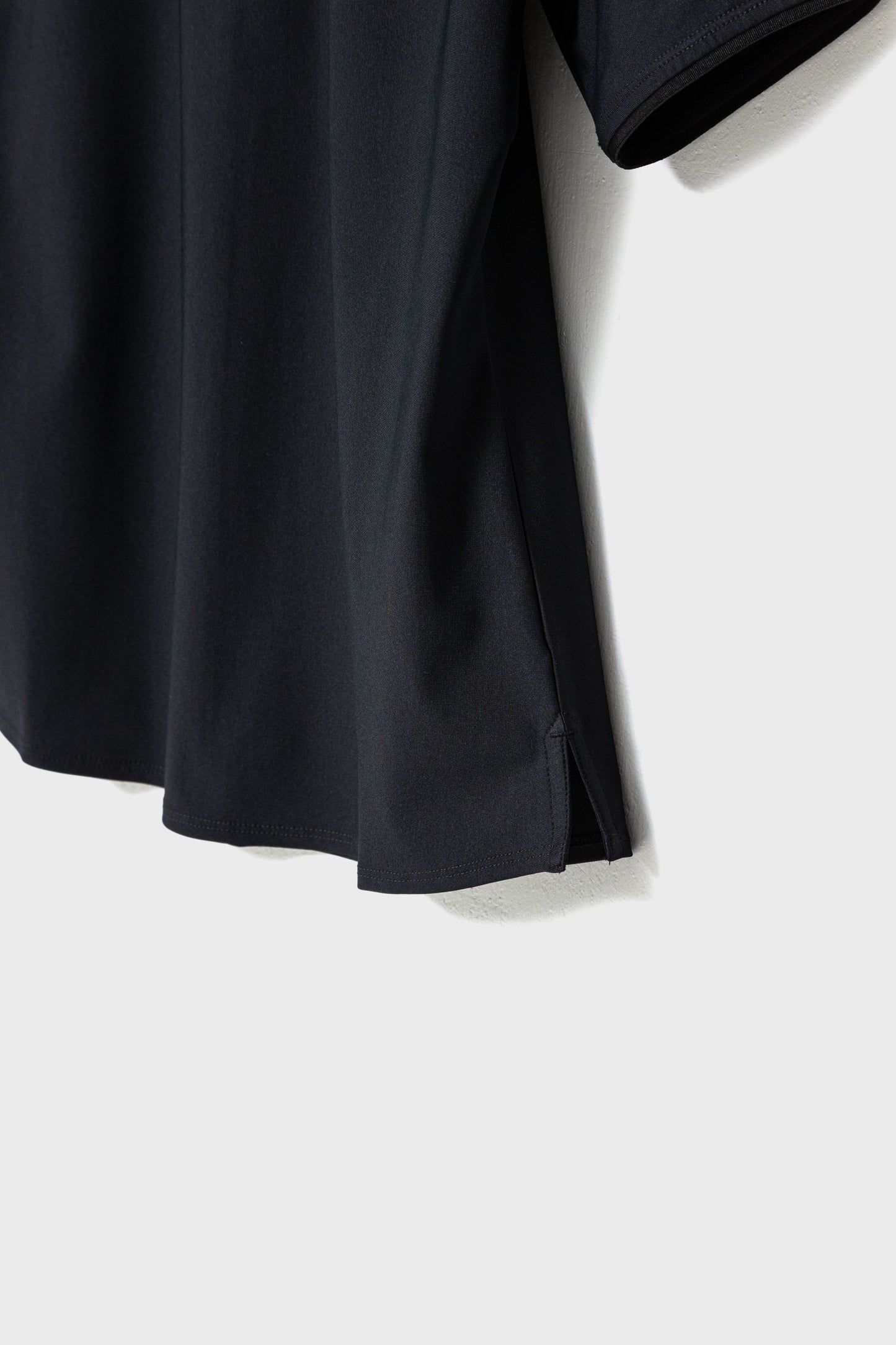 MODERN ZIP POLO - Black